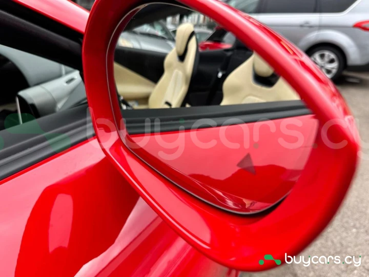 Ferrari Roma Красный