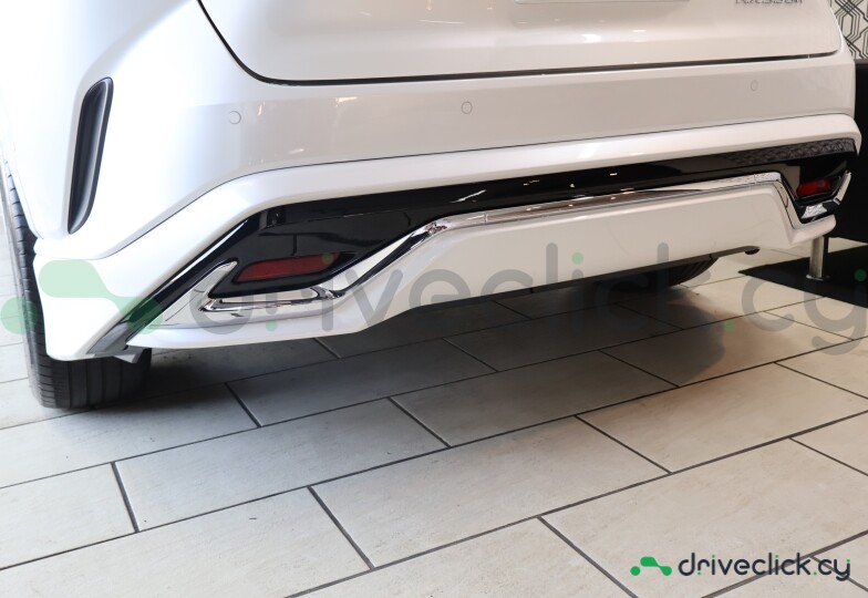 Lexus RX Белый