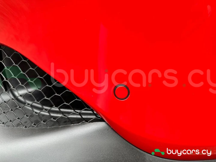 Ferrari Roma Красный