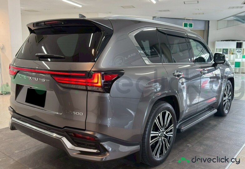 Lexus LX Серый