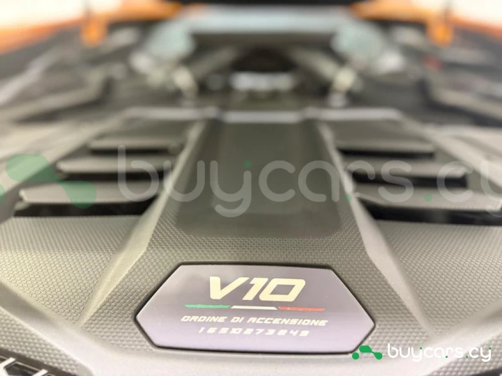 Lamborghini Huracan Оранжевый