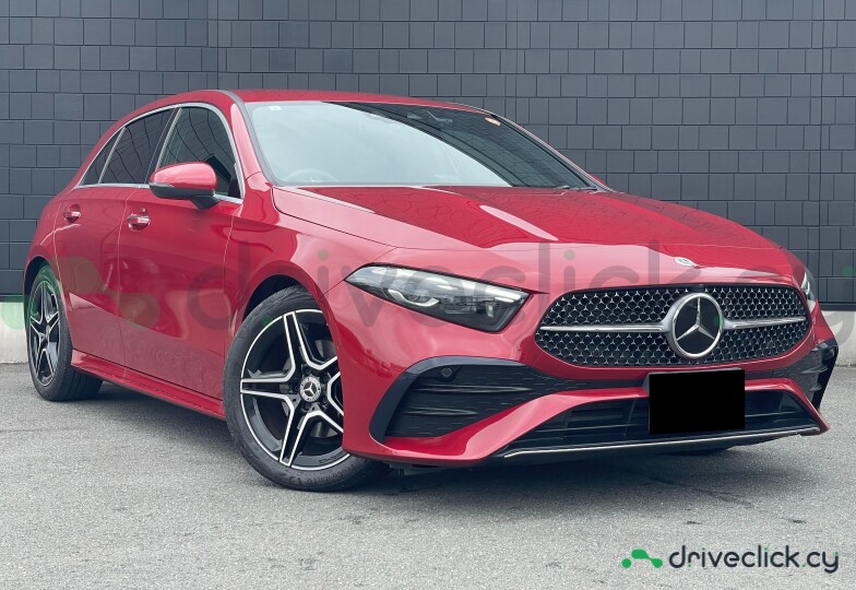 Mercedes A-class Красный
