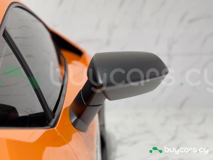 Lamborghini Huracan Оранжевый