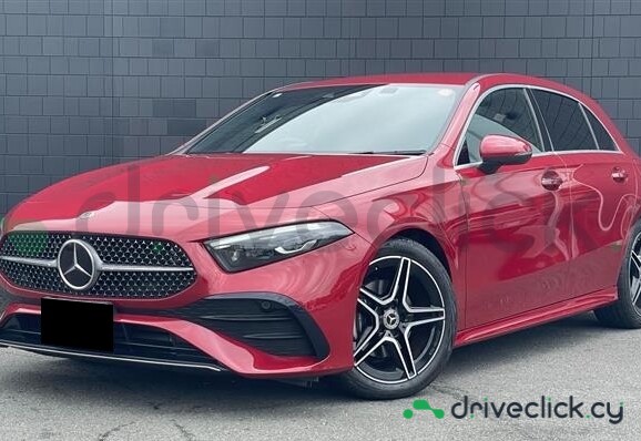 Mercedes A-class Красный