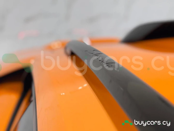 Lamborghini Huracan Оранжевый