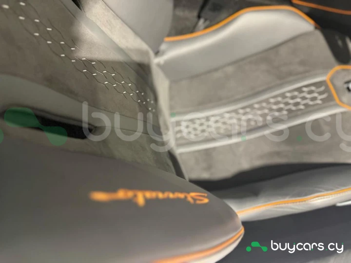 Lamborghini Huracan Оранжевый