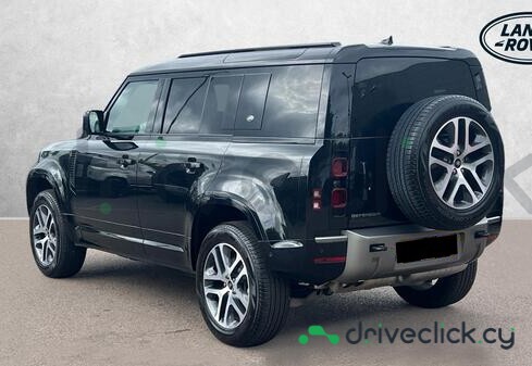 Land Rover Defender Черный