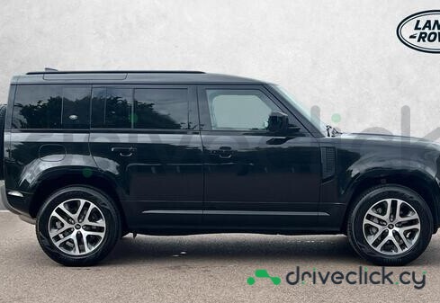 Land Rover Defender Черный