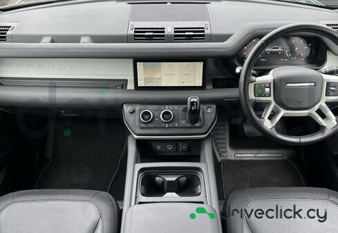 Land Rover Defender Черный