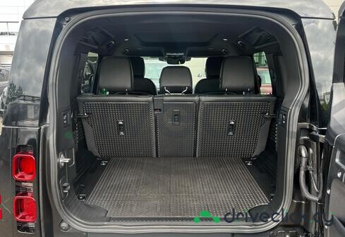 Land Rover Defender Черный