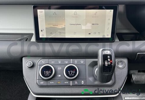 Land Rover Defender Черный