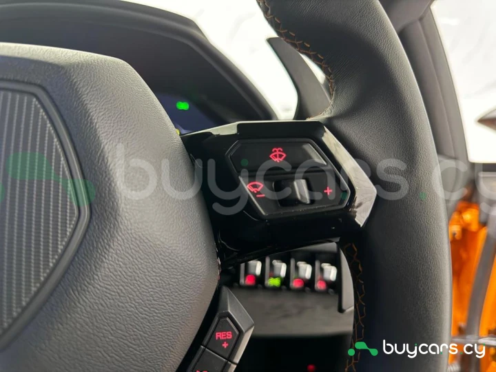 Lamborghini Huracan Оранжевый