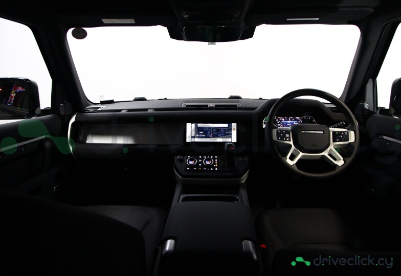 Land Rover Defender Серый