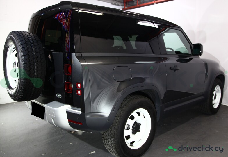 Land Rover Defender Серый
