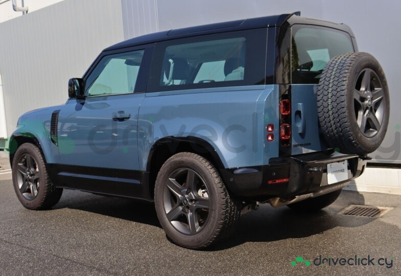 Land Rover Defender Синий