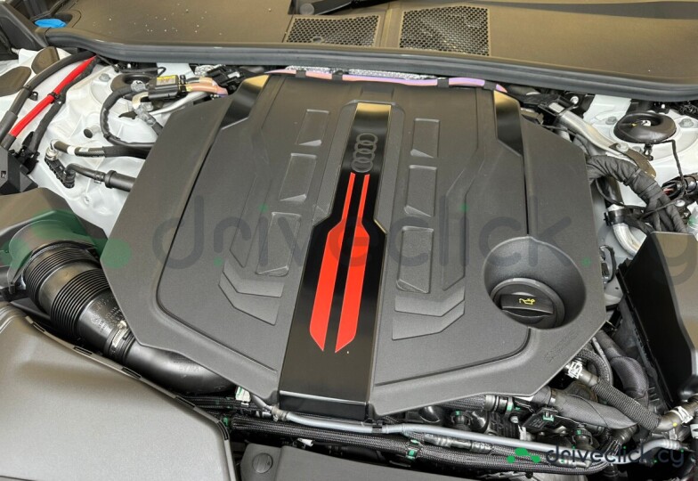 Audi S5 Белый