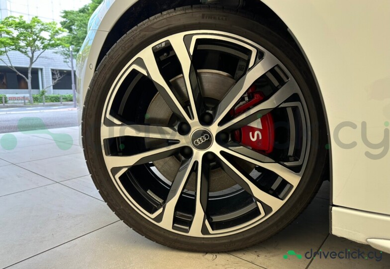 Audi S5 Белый