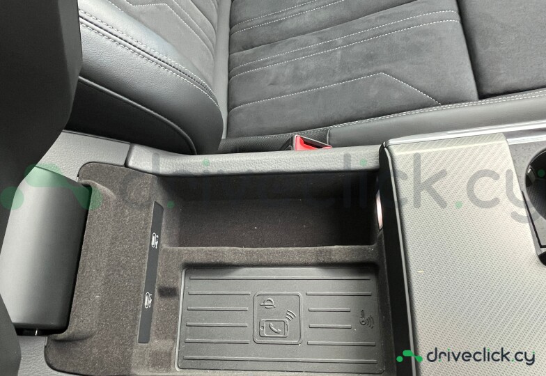 Audi A6 Синий