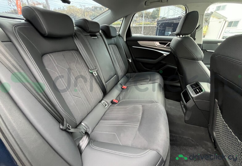 Audi A6 Синий