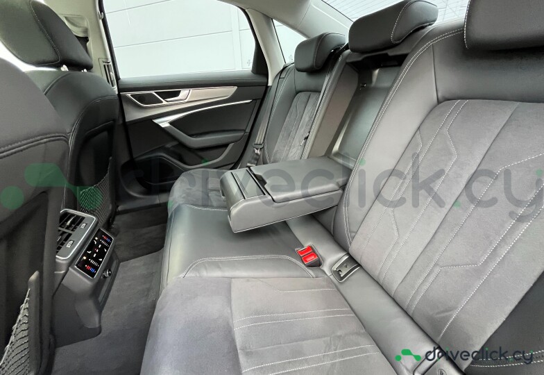 Audi A6 Синий
