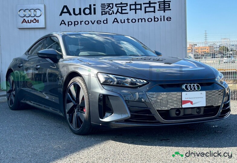 Audi e-tron GT Серый