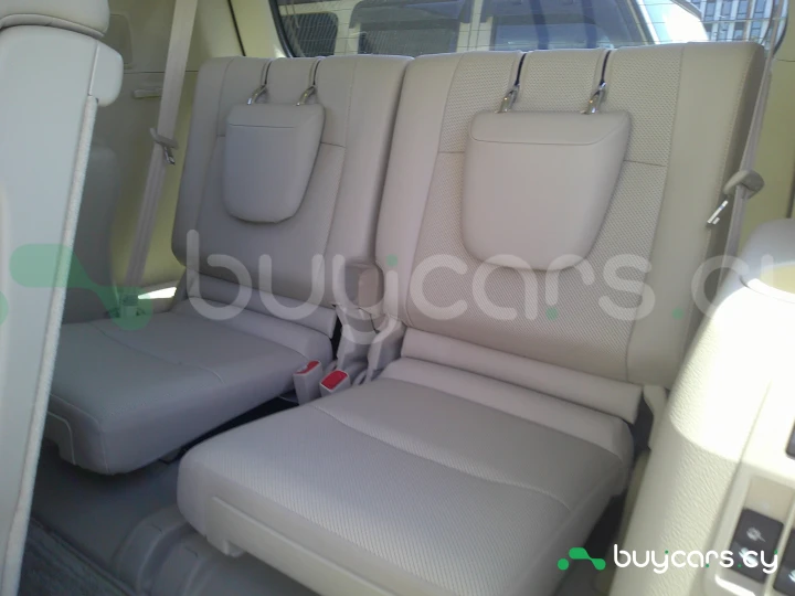 Toyota Land Cruiser Prado Белый