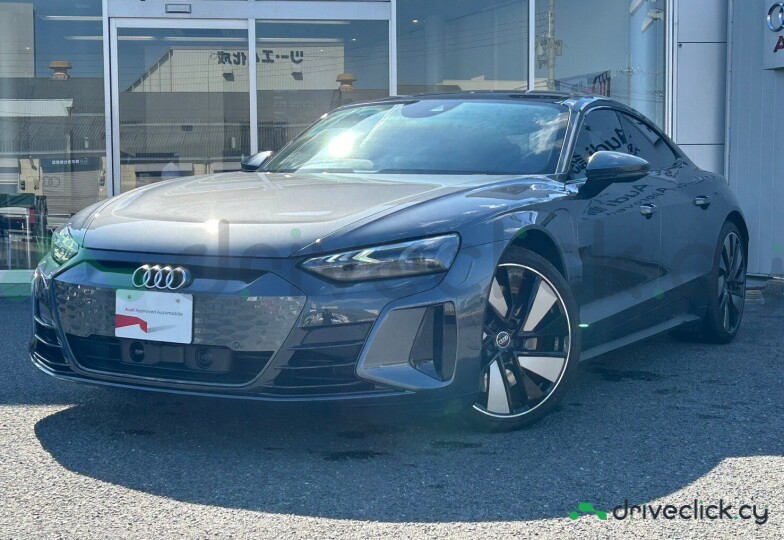 Audi e-tron GT Серый