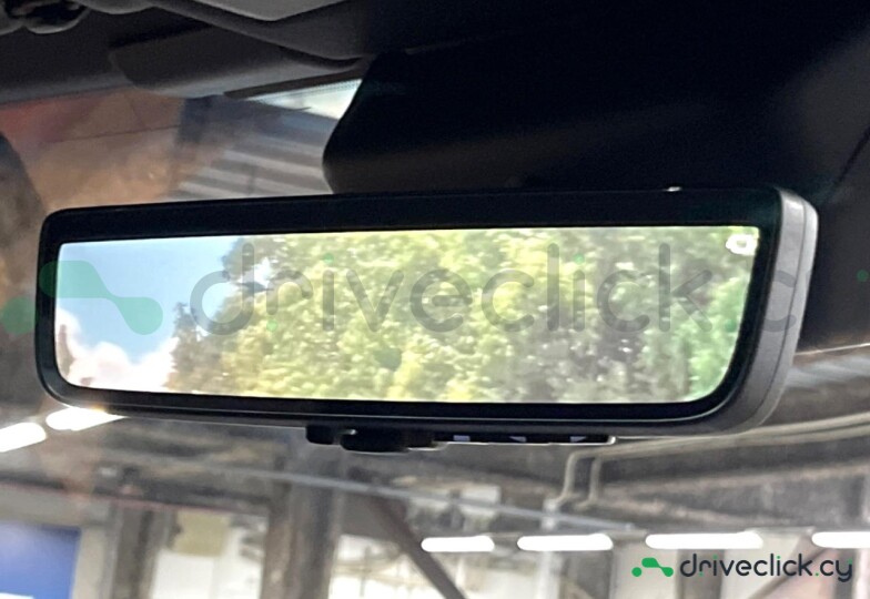 Toyota Land Cruiser 250 Золотой