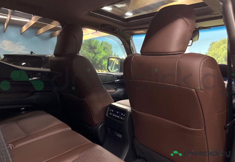 Toyota Land Cruiser 250 Золотой