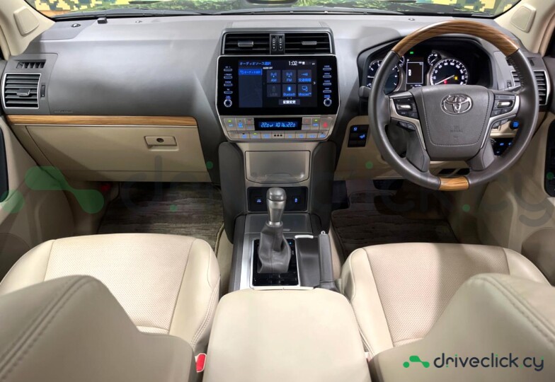 Toyota Land Cruiser Prado Черный