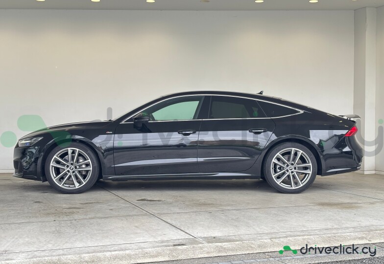 Audi A7 Черный