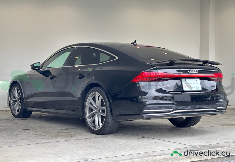 Audi A7 Черный
