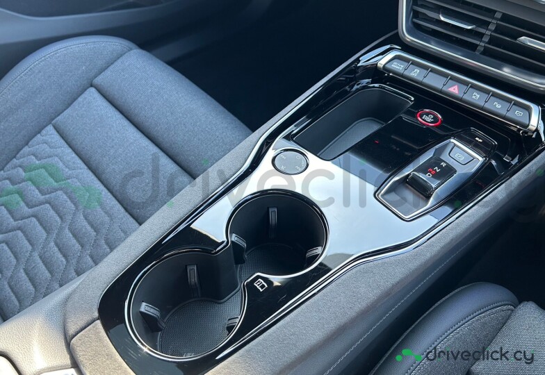 Audi e-tron GT Серый