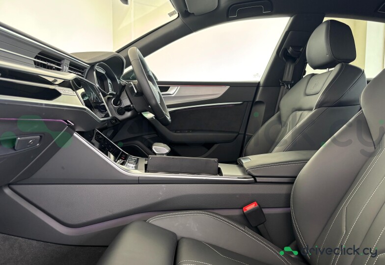 Audi A7 Черный