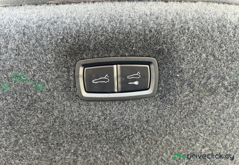 Audi e-tron GT Серый