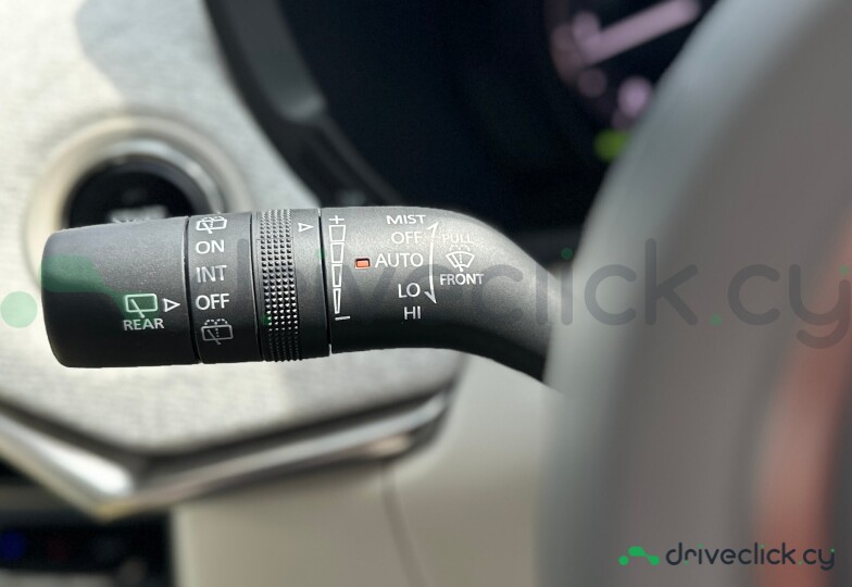 Mazda CX-80 Красный