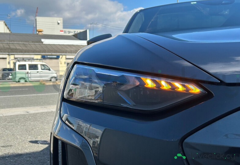 Audi e-tron GT Серый