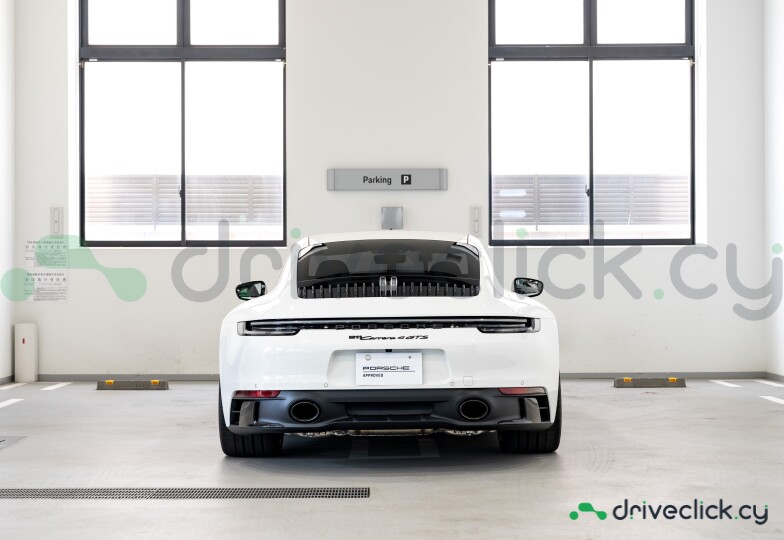 Porsche 911 Белый