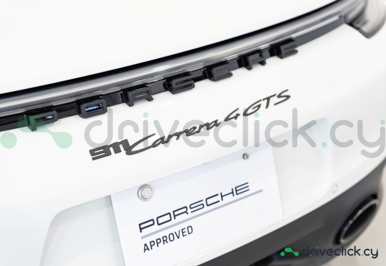 Porsche 911 Белый
