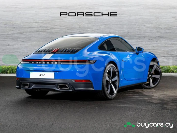 Porsche 911 Blue