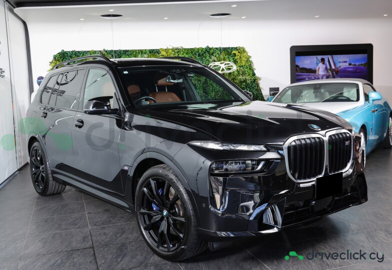 BMW X7 Черный