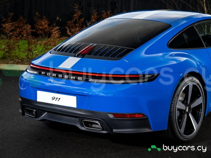 Porsche 911 Blue