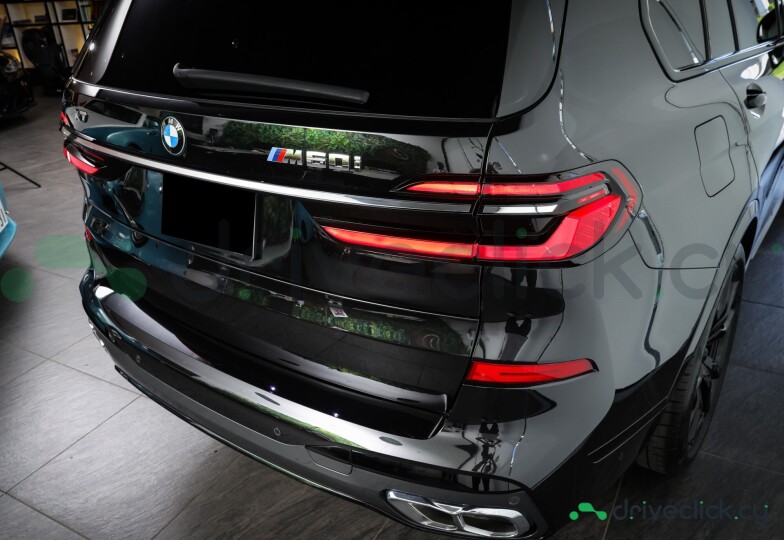 BMW X7 Черный