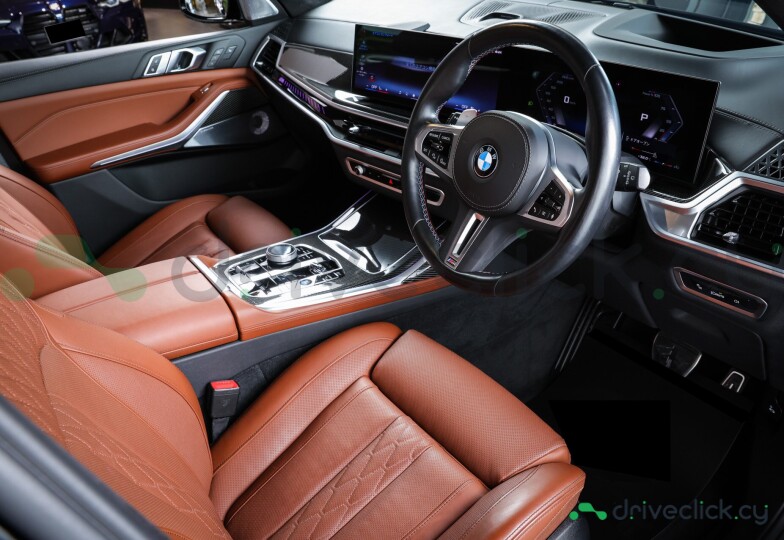 BMW X7 Черный