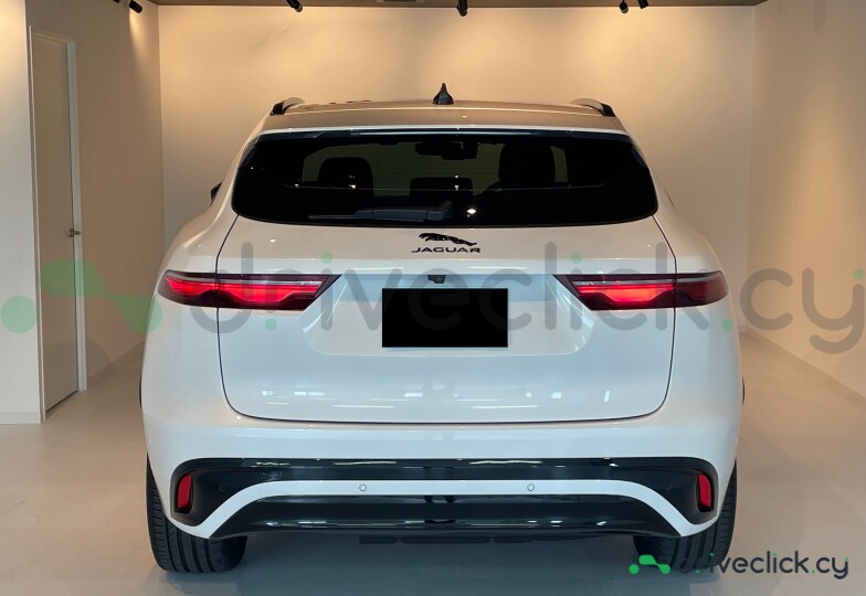 Jaguar F-Pace Белый