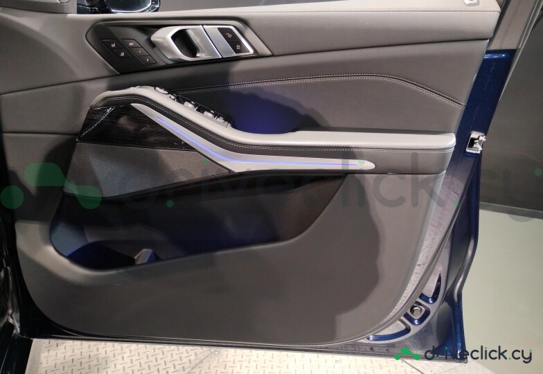 BMW X5 Синий