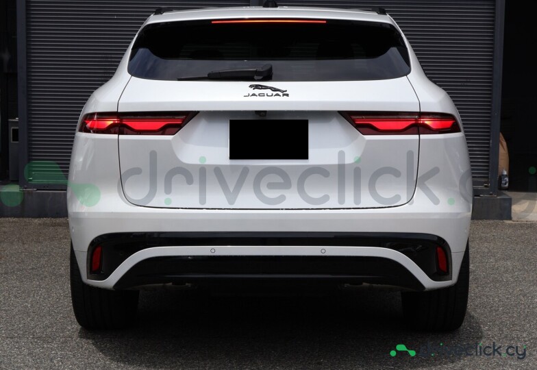 Jaguar F-Pace Белый