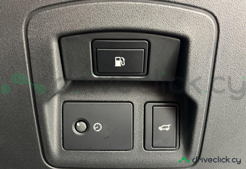 Land Rover Range Rover Velar Синий