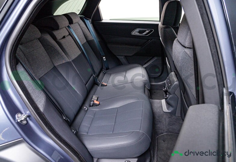 Land Rover Range Rover Velar Синий