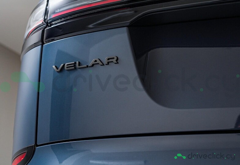 Land Rover Range Rover Velar Синий